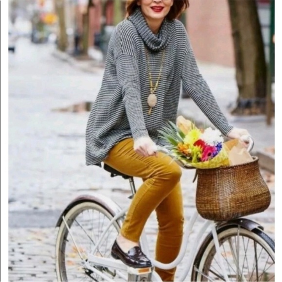 CABI Fergie Knit Turtleneck Sweater
Style 3167 - Picture 3 of 7